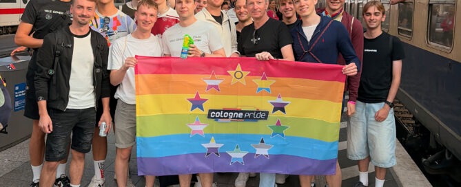 Mit dem ColognePride-Express zum CSD nach Berlin 2027